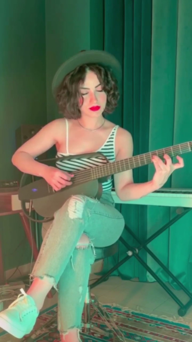 Amazon.com: Enya Acoustic Electric Carbon Fiber Travel Guitar NEXG